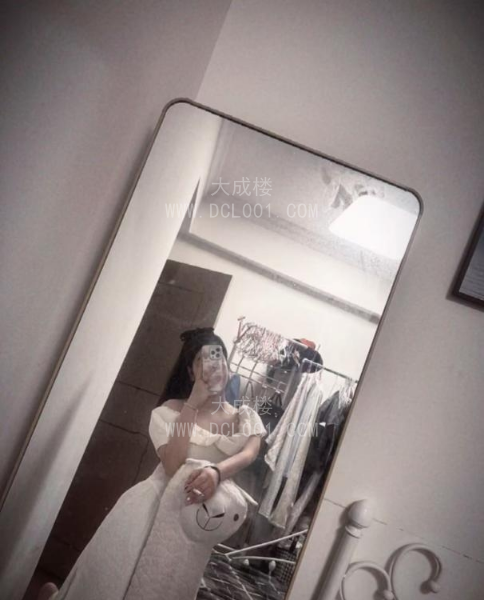 南昌年轻微胖大胸妹