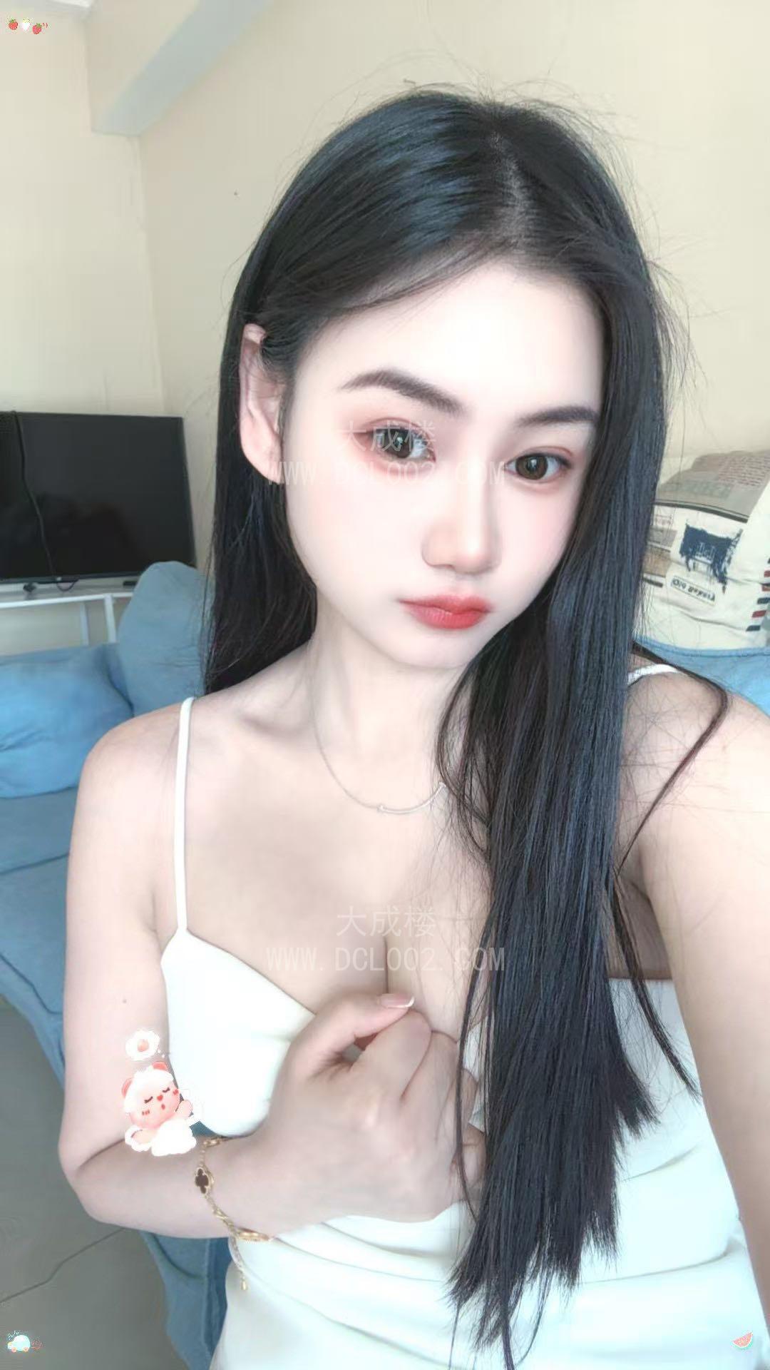 太原大奶希希有肉感