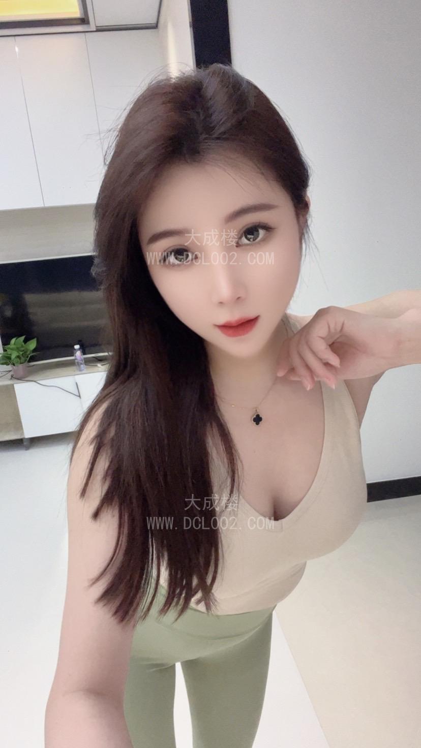 武昌瑜伽翘臀小姐姐