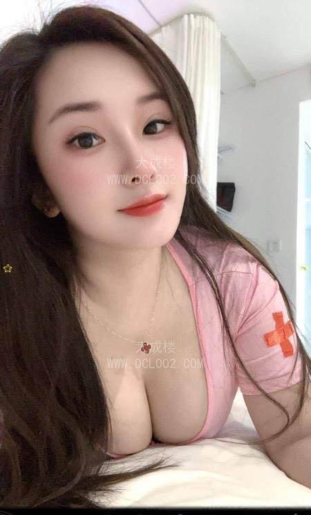 郑州管城雪白大奶雷雷