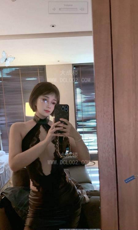 西安精致短发妹