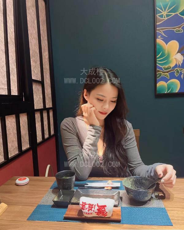 番禺雪白大胸静静