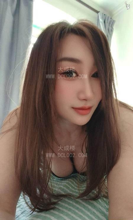 朝阳风骚性感身材小姐姐