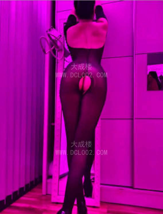 普陀御姐翘臀大长腿