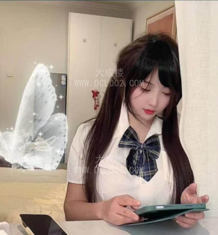 普陀E胸蜜桃臀萝莉