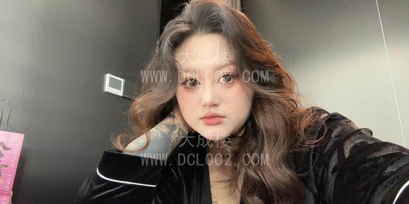 静安馒头户型小姐姐