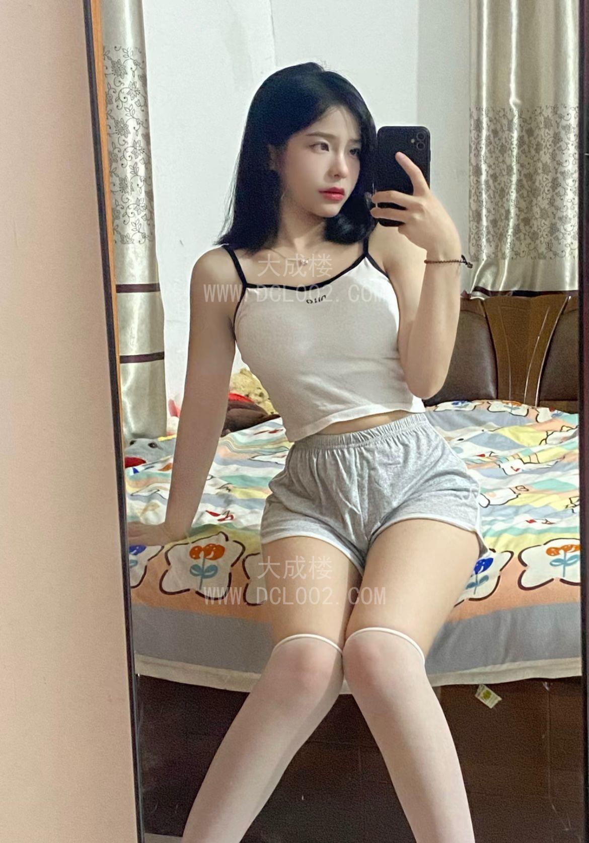 朝阳纯欲长腿御姐有教室