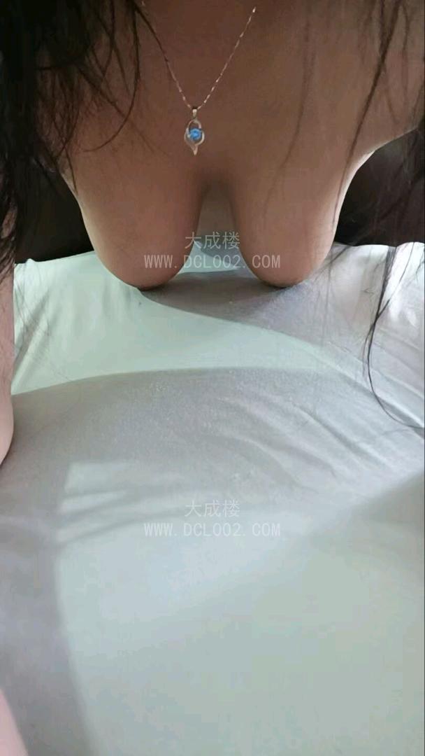 三亚大胸熟女馨馨