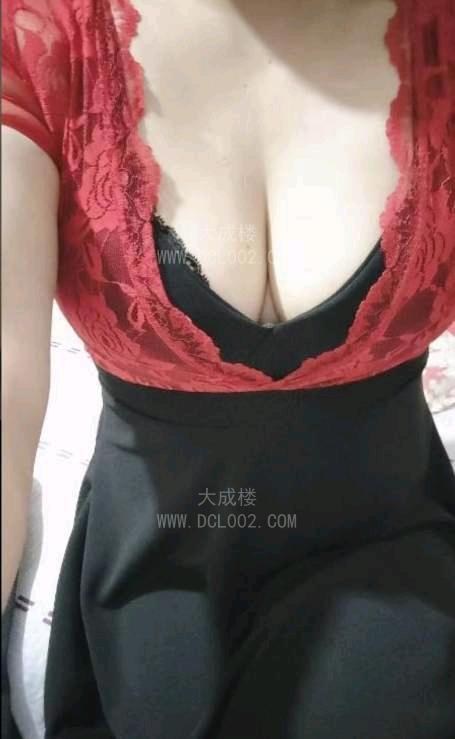 三亚大胸熟女馨馨