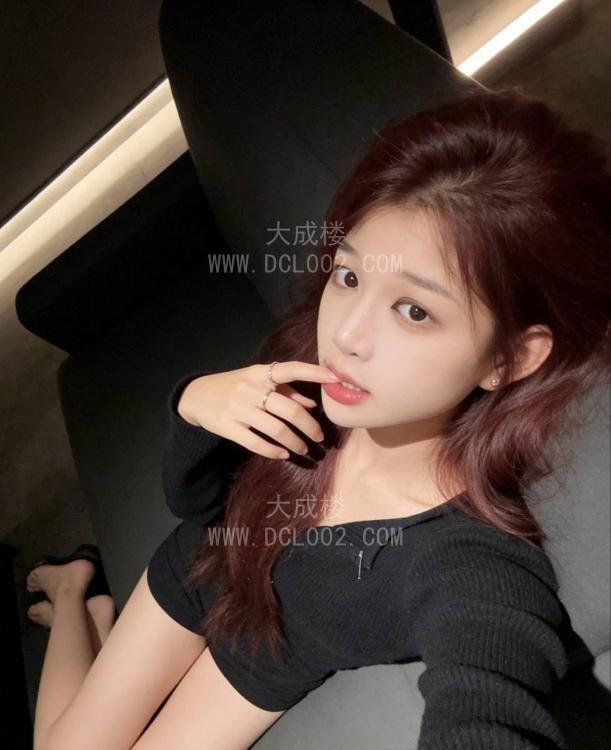 福田肤白貌美颜值长腿老师