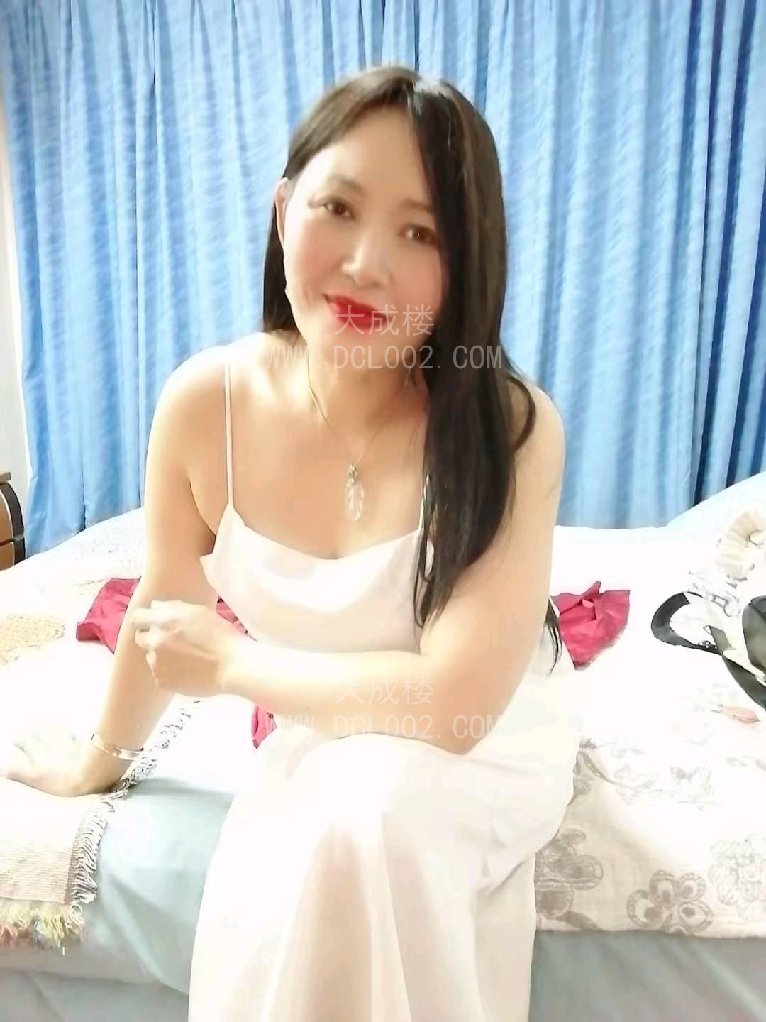 闵行大波肉臀熟女