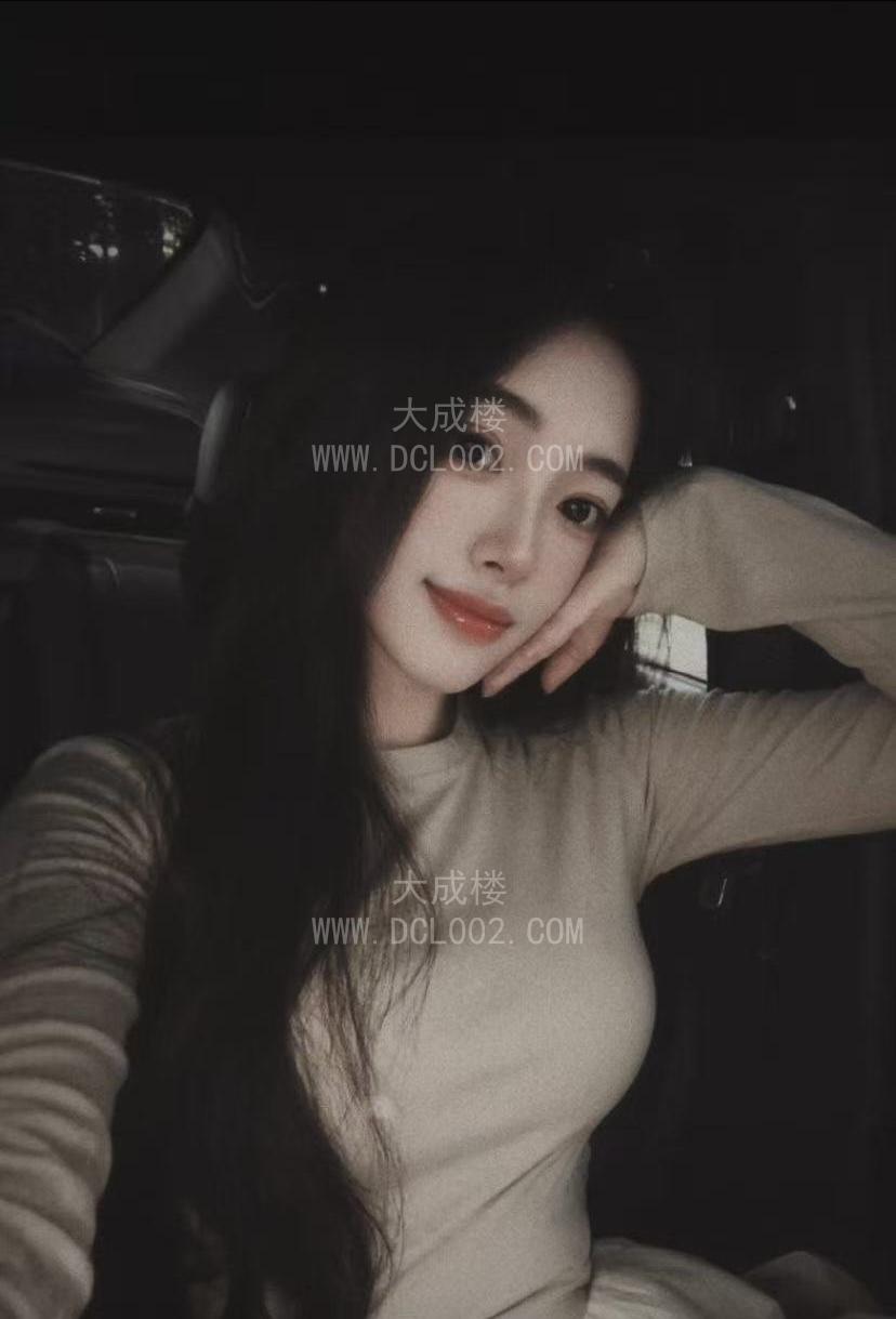 南京南站颜值欲女