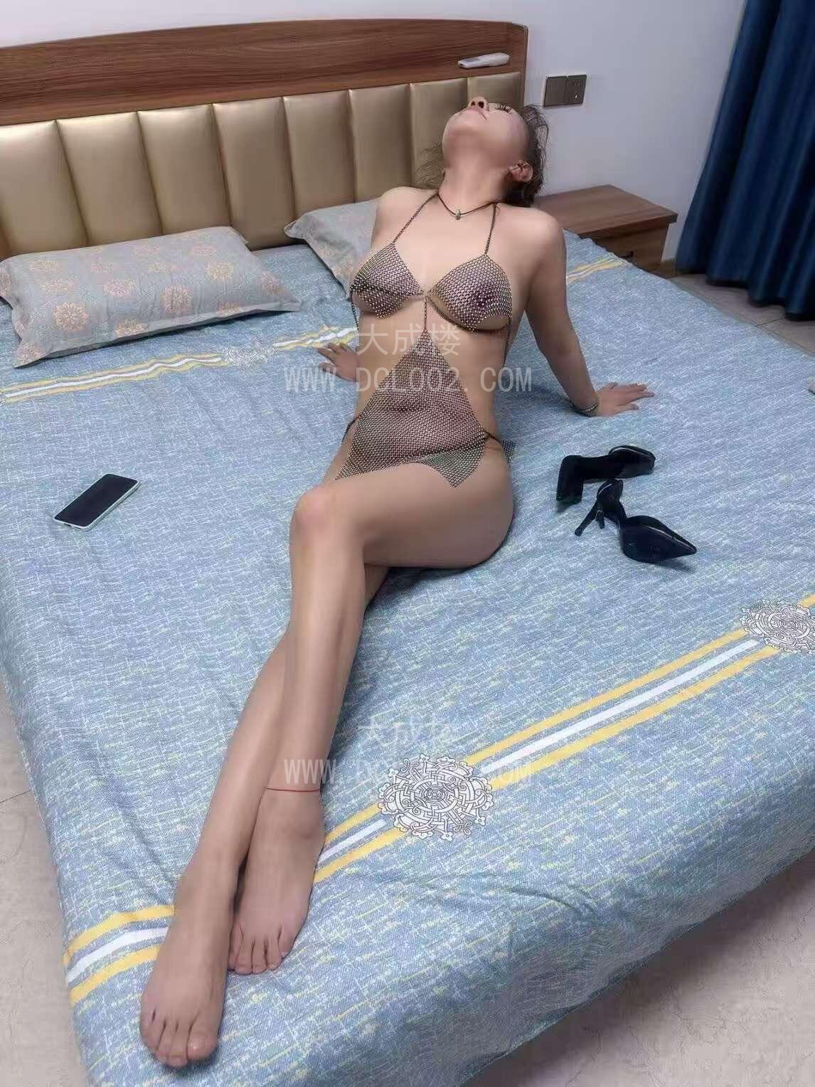 昆明性感翘臀少妇