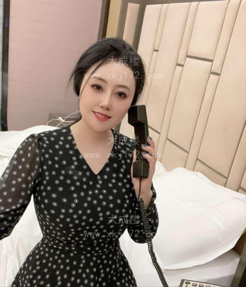 龙岗重庆大奶御姐小艺