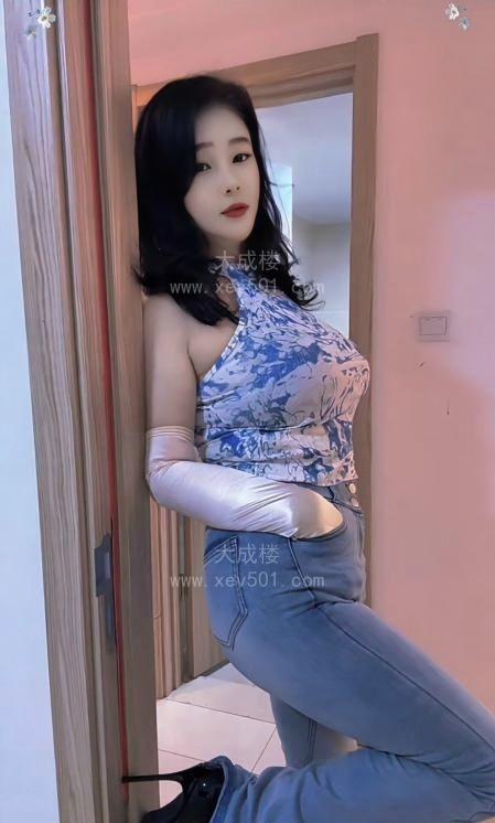 风骚巨臀熟女雨薇