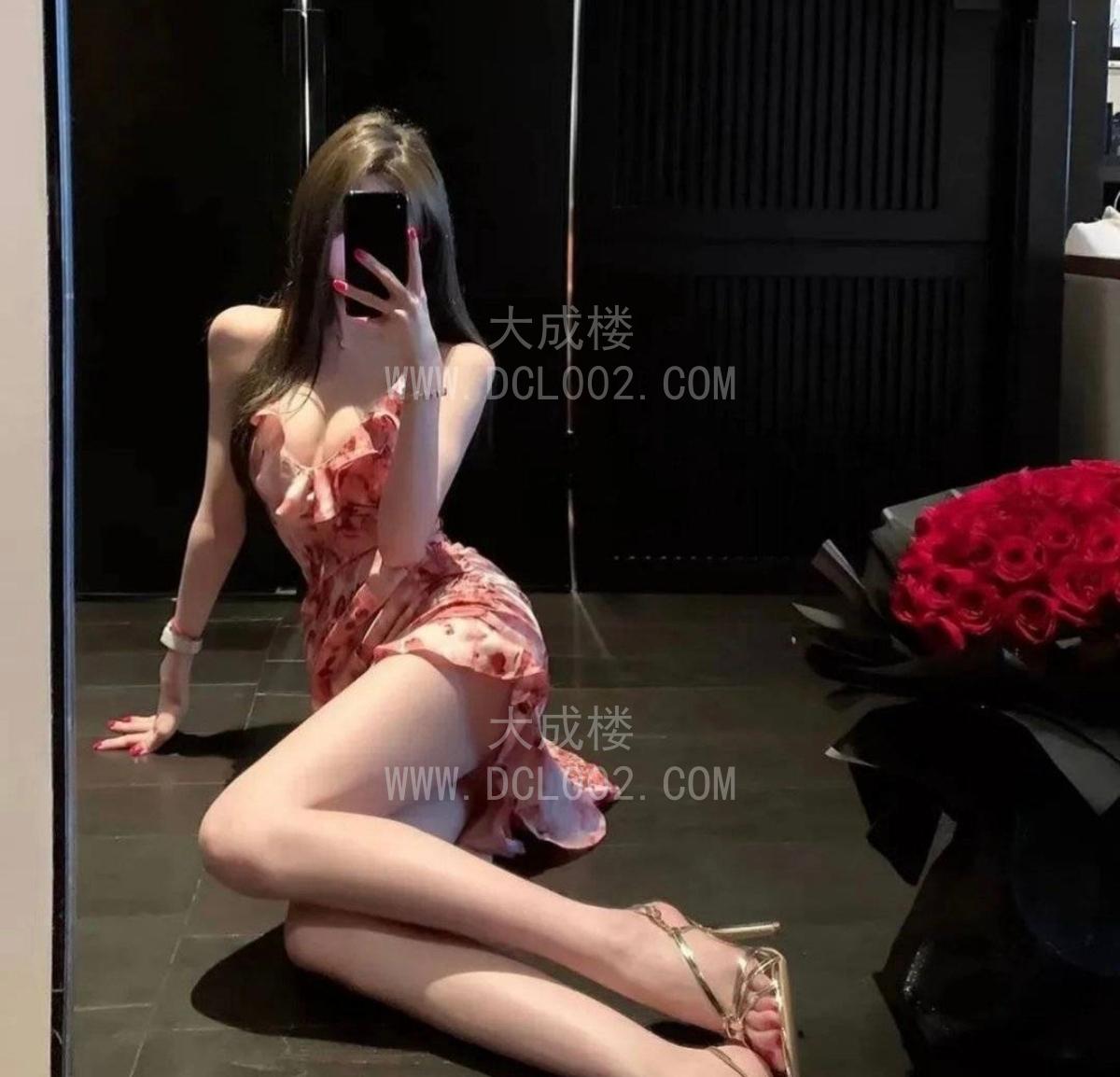 中山肤白巨乳大白兔