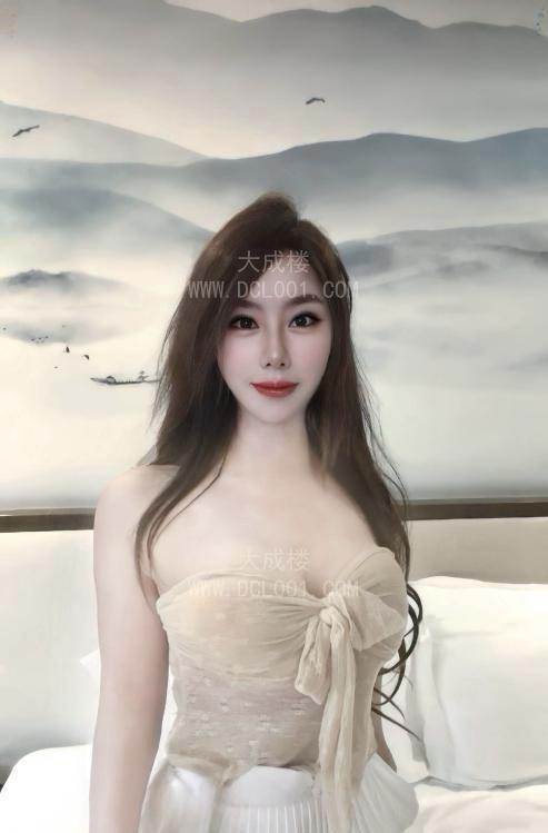 天河长腿丰胸妮妮