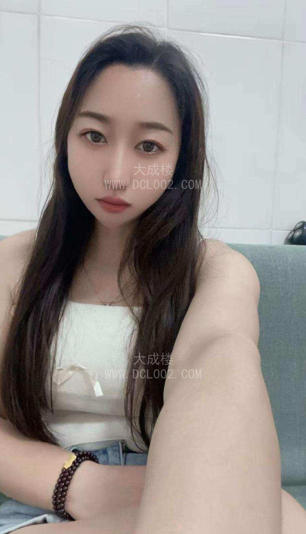 光明服务配合女友感兰兰