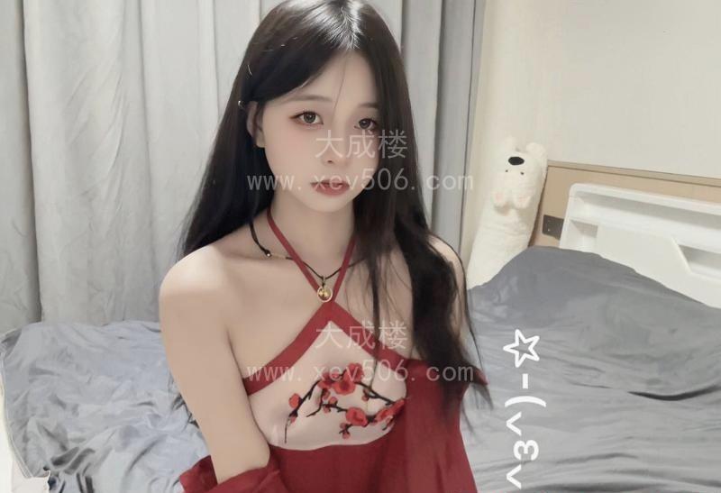 浦东性感蜜桃臀萝莉