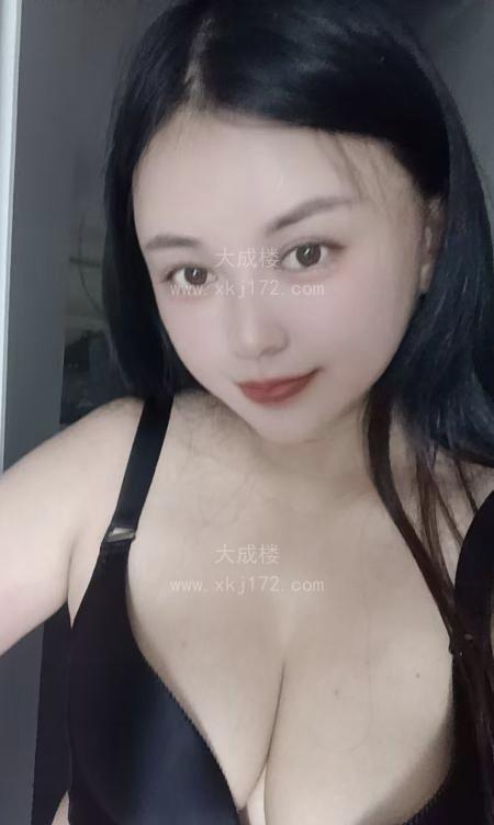 服务很好的骚女