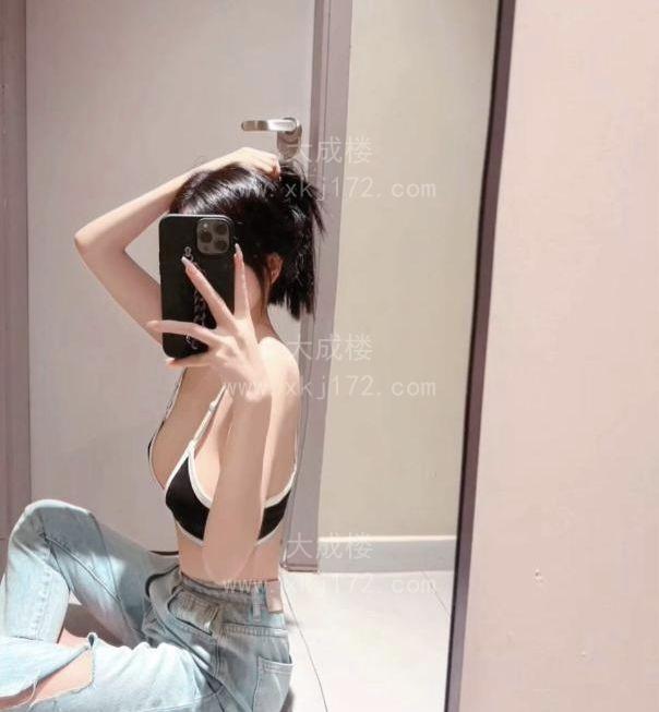 天然大胸颜值老师