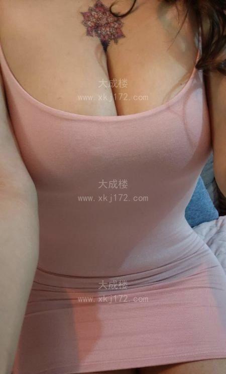 高个丰满型老师美美