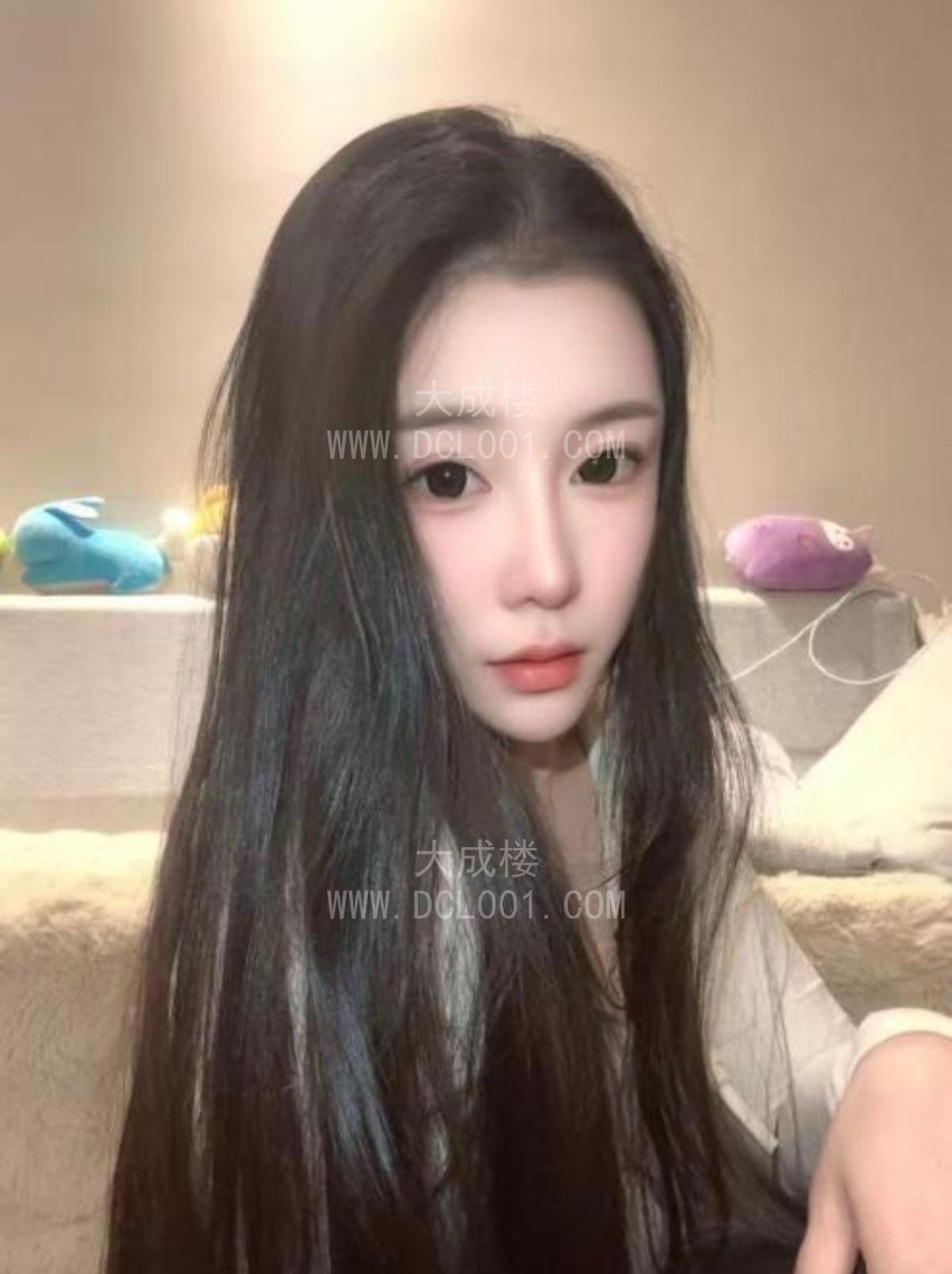 南京高颜值美女沐沐