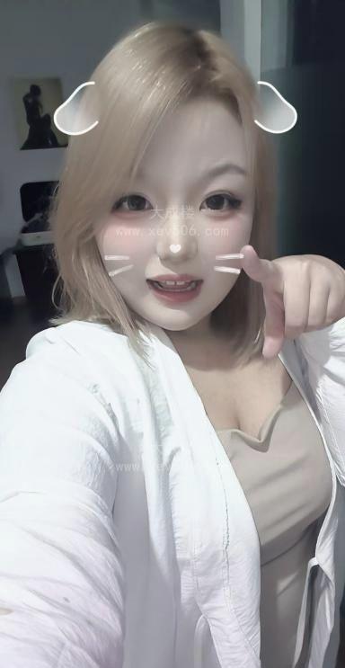 苏州大胸学生妹