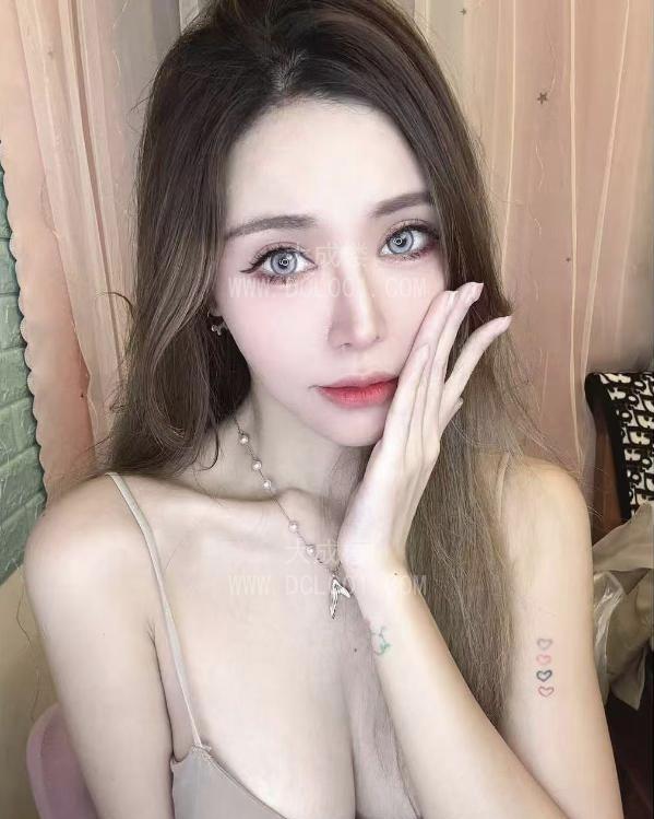 天河瘦底大波香吻老师