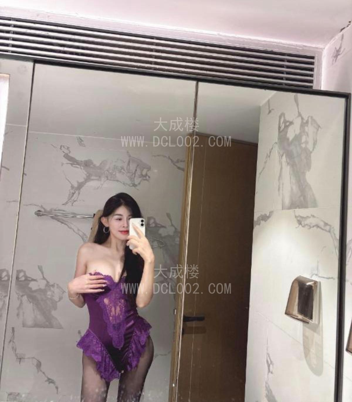 南山前凸后翘高挑白虎御姐