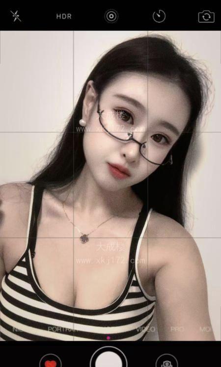 南山长腿大奶琪格格