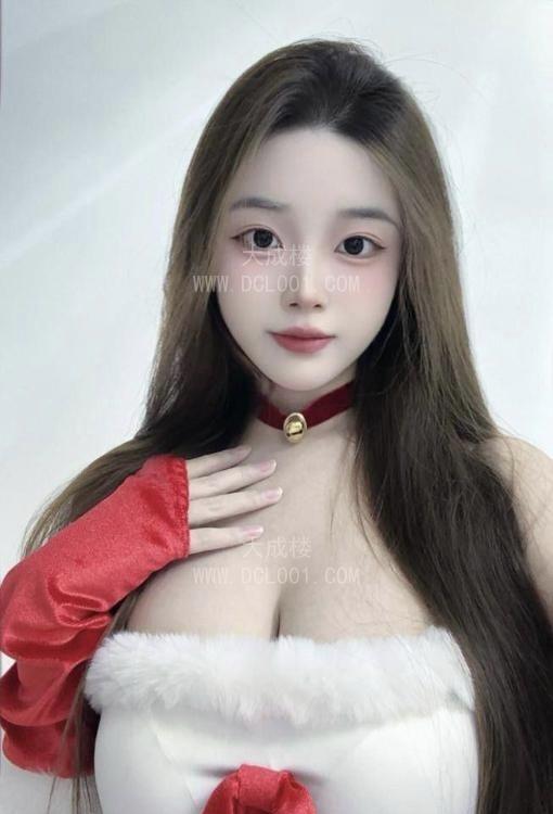 福田曼妙身材肤白颜值女友