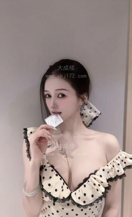 吴中骚女一字马做爱