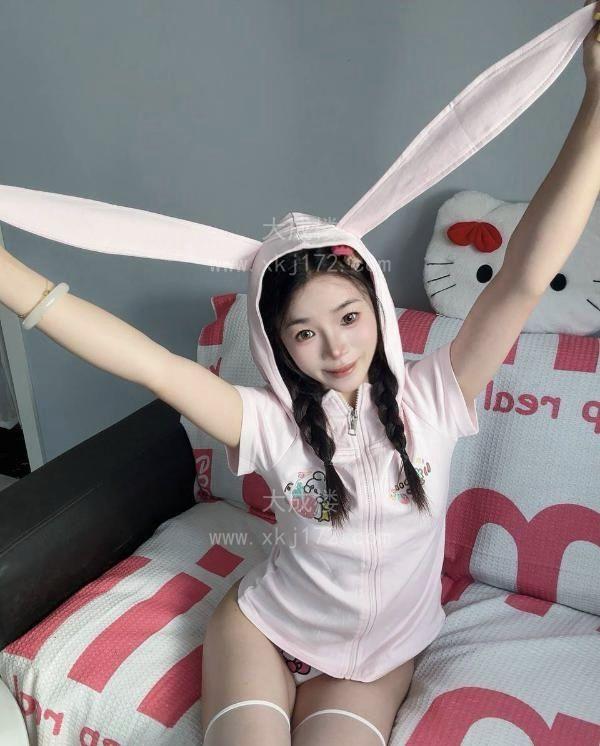 闵行蜜桃臀萌妹婷婷