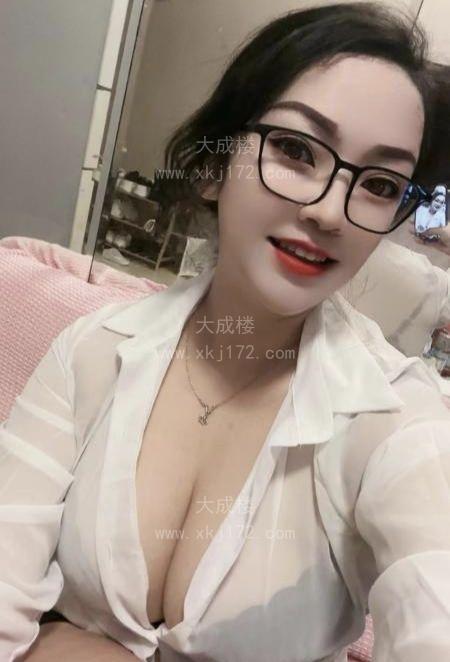罗湖E乳一线天