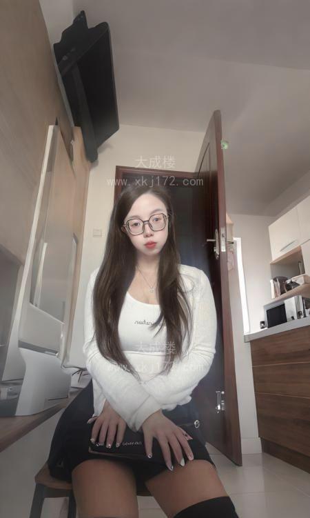 天河大胸妹子小柔